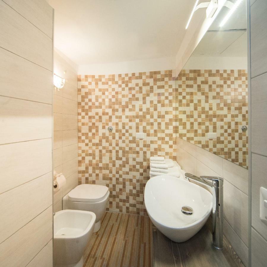 Palazzo Ricca Guarducci 2 Apartment Монтефиасконе Екстериор снимка